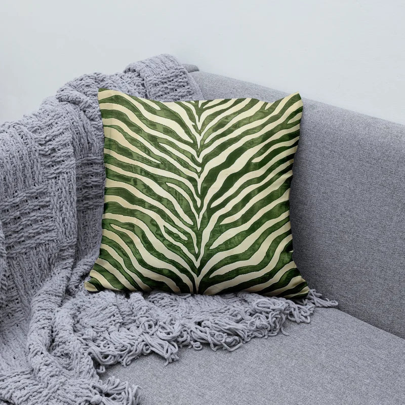 Sierkussen met een modern ontwerp van groene zebra printen